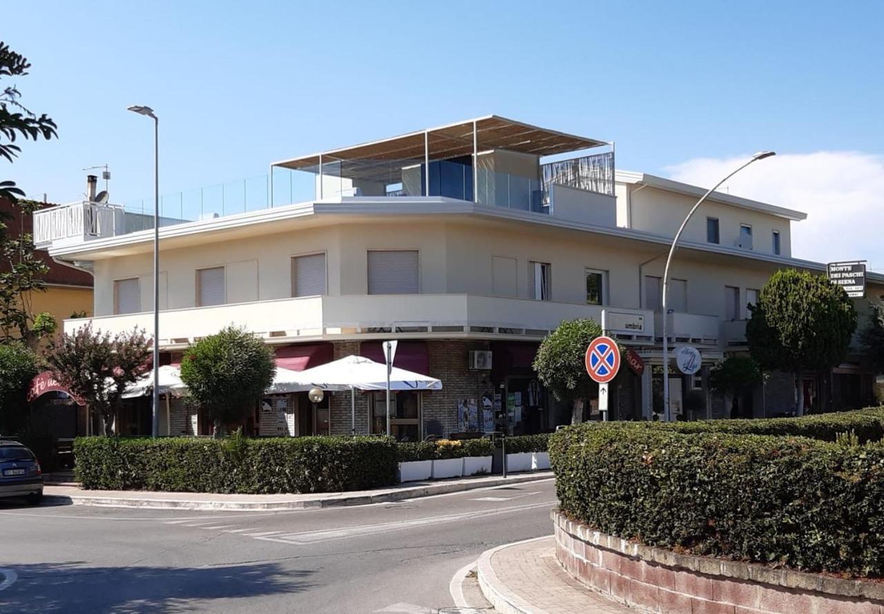 Albergo Del Lago Capalbio Exteriör bild