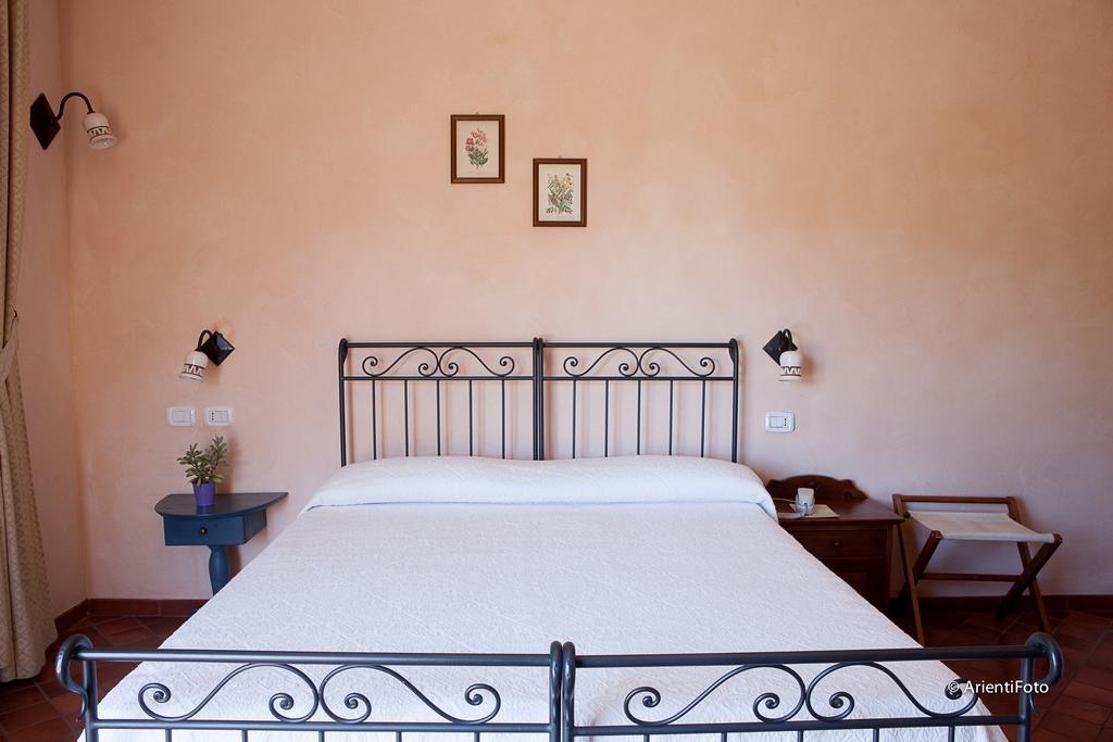 Albergo Del Lago Capalbio Rum bild